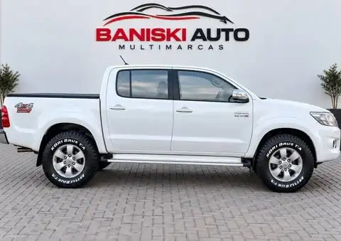 TOYOTA-HILUX-2013