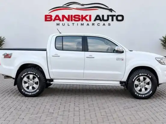 TOYOTA-HILUX-3.0 SRV 4X4 CD 16V TURBO INTERCOOLER DIESEL 4P AUTOMÁTICO TOYOTA-HILUX-2013