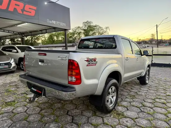 TOYOTA-HILUX-3.0 SRV 4X4 CD 16V TURBO INTERCOOLER DIESEL 4P AUTOMÁTICO TOYOTA-HILUX-2009
