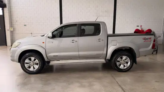 TOYOTA-HILUX-3.0 STD 4X4 CD 16V TURBO INTERCOOLER DIESEL 4P MANUAL TOYOTA-HILUX-2015