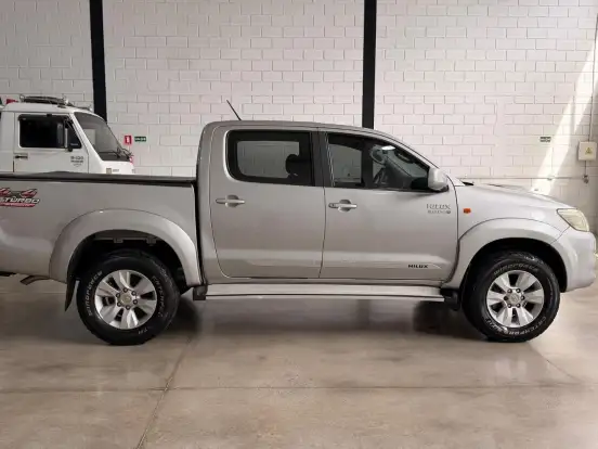TOYOTA-HILUX-3.0 STD 4X4 CD 16V TURBO INTERCOOLER DIESEL 4P MANUAL TOYOTA-HILUX-2015