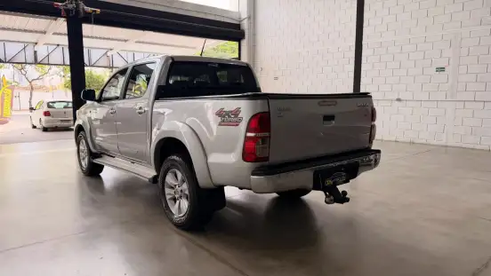 TOYOTA-HILUX-3.0 STD 4X4 CD 16V TURBO INTERCOOLER DIESEL 4P MANUAL TOYOTA-HILUX-2015