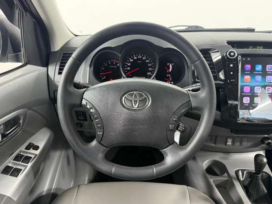TOYOTA-HILUX-2009
