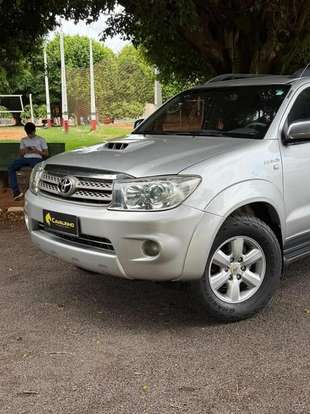 TOYOTA-HILUX-3.0 SRV 4X4 CD 16V TURBO INTERCOOLER DIESEL 4P AUTOMÁTICO TOYOTA-HILUX-2008