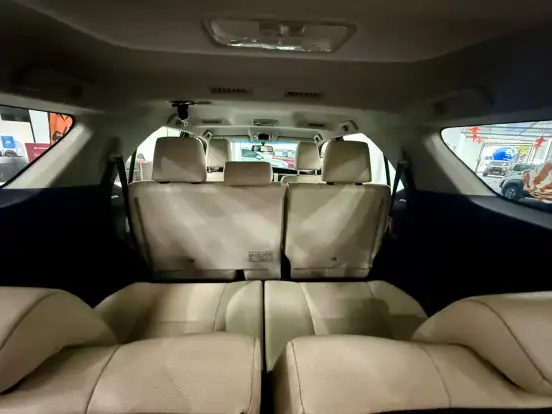 TOYOTA-HILUX SW4-2018
