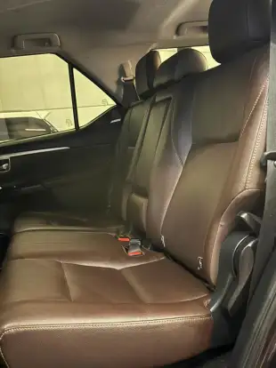 TOYOTA-HILUX SW4-2018