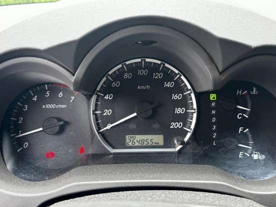 TOYOTA-HILUX SW4-2.7 SR 4X2 16V FLEX 4P AUTOMÁTICO TOYOTA-HILUX SW4-2012