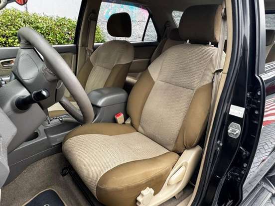 TOYOTA-HILUX SW4-2.7 SR 4X2 16V FLEX 4P AUTOMÁTICO TOYOTA-HILUX SW4-2012