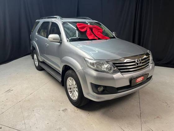 TOYOTA HILUX SW4 2.7 SR 4X2 16V FLEX 4P AUTOMÁTICO