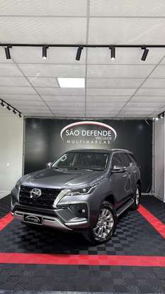 TOYOTA-HILUX SW4-2022