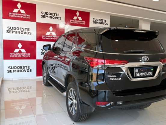 TOYOTA-HILUX SW4-2.8 SRX 4X4 16V TURBO INTERCOOLER DIESEL 4P AUTOMÁTICO TOYOTA-HILUX SW4-2018