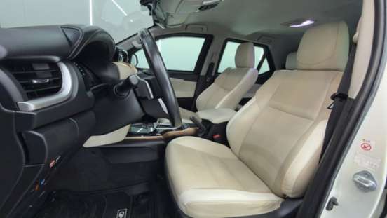 TOYOTA-HILUX SW4-2018