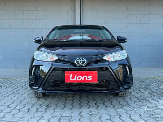TOYOTA-YARIS-2024