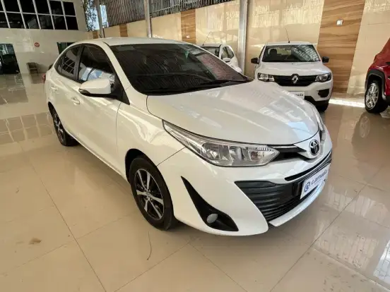 TOYOTA-YARIS-1.5 16V FLEX SEDAN XS MULTIDRIVE TOYOTA-YARIS-2019