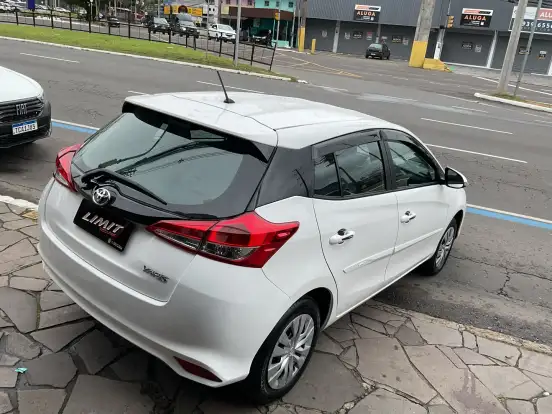 TOYOTA-YARIS-1.5 16V FLEX XL MULTIDRIVE TOYOTA-YARIS-2022