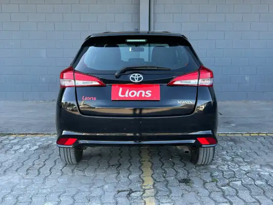 TOYOTA-YARIS-2024