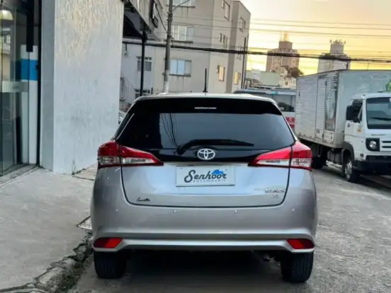 TOYOTA-YARIS-1.5 16V FLEX XL PLUS CONNECT MULTIDRIVE TOYOTA-YARIS-2019