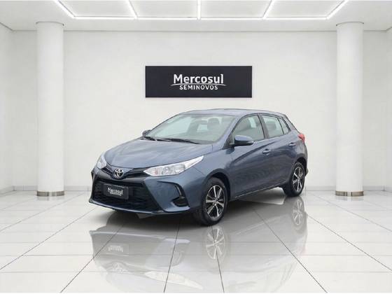 TOYOTA YARIS 1.3 16V FLEX XL LIVE MULTIDRIVE