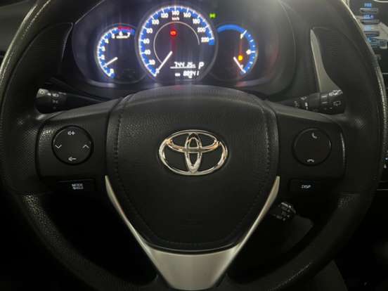TOYOTA-YARIS-2020