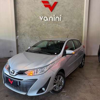 TOYOTA-YARIS-2021
