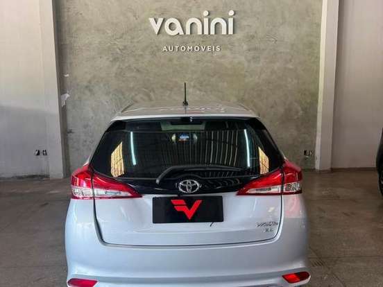 TOYOTA-YARIS-1.3 16V FLEX XL LIVE MULTIDRIVE TOYOTA-YARIS-2021