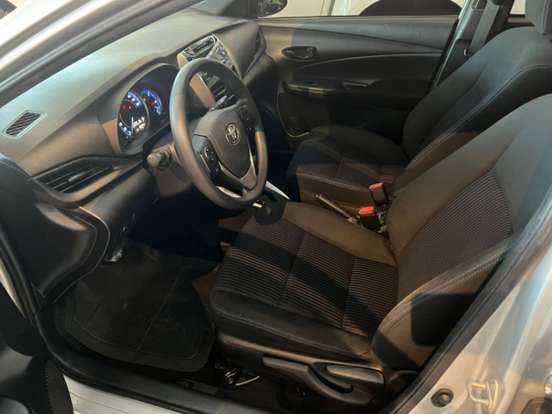 TOYOTA-YARIS-1.3 16V FLEX XL LIVE MULTIDRIVE TOYOTA-YARIS-2020