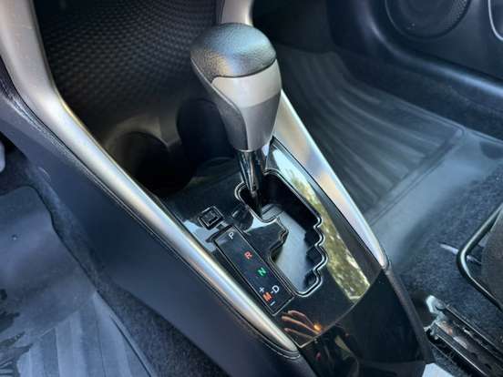 TOYOTA-YARIS-2018