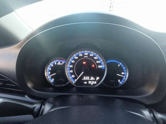 TOYOTA-YARIS-2020