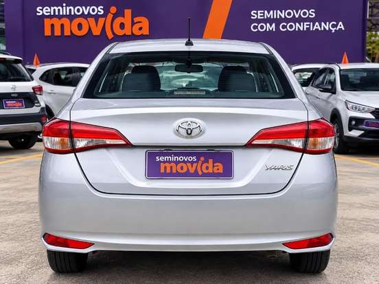 TOYOTA-YARIS-2024