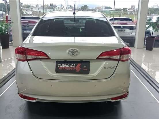 TOYOTA-YARIS-1.5 16V FLEX SEDAN XLS CONNECT MULTIDRIVE TOYOTA-YARIS-2020