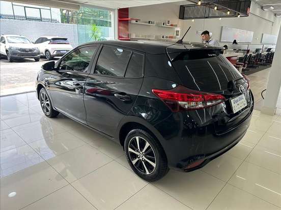 TOYOTA-YARIS-1.5 16V FLEX XLS CONNECT MULTIDRIVE TOYOTA-YARIS-2019