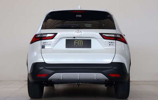 TOYOTA-YARIS CROSS-2026