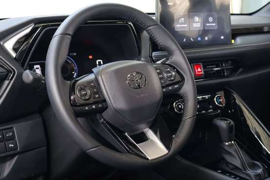 TOYOTA-YARIS CROSS-2026