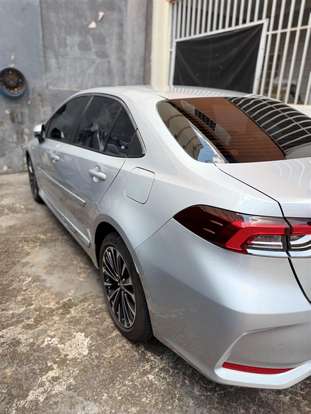 TOYOTA-COROLLA-2025