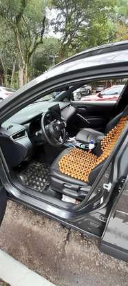 TOYOTA-COROLLA CROSS-2023