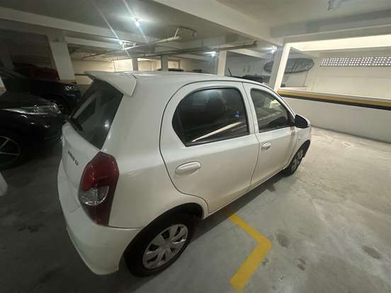 TOYOTA-ETIOS-2018