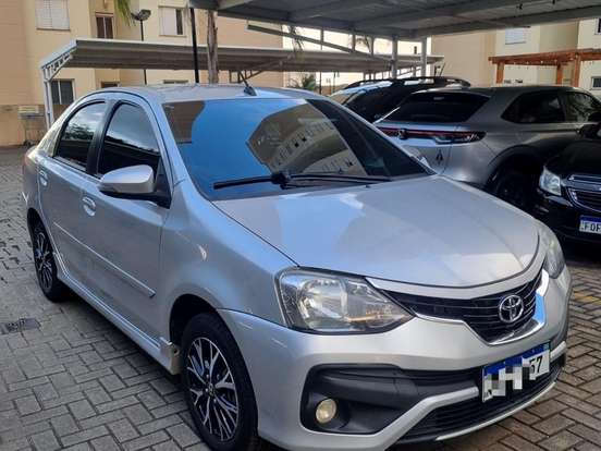 TOYOTA-ETIOS-1.5 PLATINUM SEDAN 16V FLEX 4P AUTOMÁTICO TOYOTA-ETIOS-2017