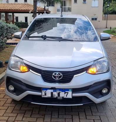 TOYOTA-ETIOS-2017