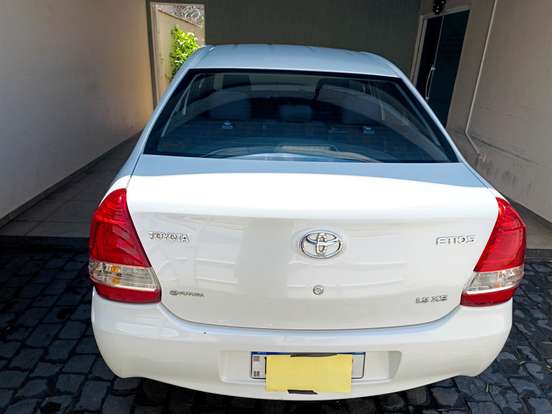 TOYOTA-ETIOS-1.5 X SEDAN 16V FLEX 4P MANUAL TOYOTA-ETIOS-2016