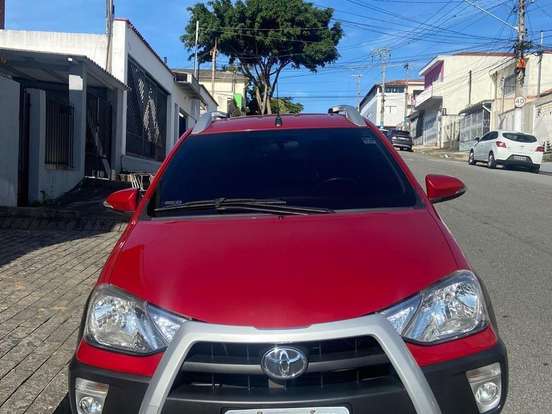 TOYOTA-ETIOS CROSS-1.5 16V FLEX 4P AUTOMÁTICO TOYOTA-ETIOS CROSS-2017
