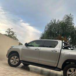 TOYOTA-HILUX-2017