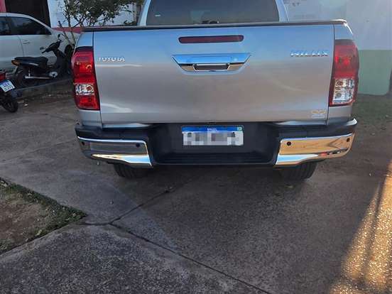 TOYOTA-HILUX-2.8 D-4D TURBO DIESEL CD SR 4X4 AUTOMÁTICO TOYOTA-HILUX-2025