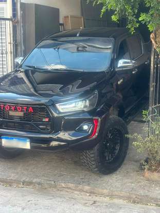 TOYOTA-HILUX-2018