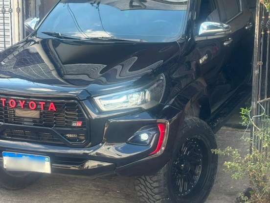 TOYOTA-HILUX-2.8 SRX 4X4 CD 16V DIESEL 4P AUTOMÁTICO TOYOTA-HILUX-2018