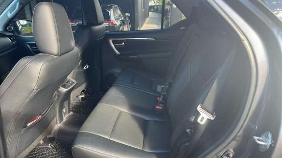 TOYOTA-HILUX SW4-2021