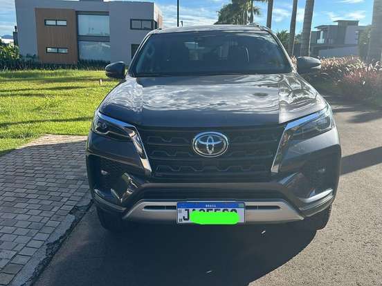 TOYOTA-HILUX SW4-2.8 D-4D TURBO DIESEL SRX 7L 4X4 AUTOMÁTICO TOYOTA-HILUX SW4-2021