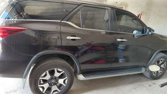 TOYOTA-HILUX SW4-2018