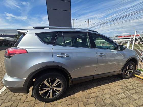 TOYOTA RAV4 2.0 TOP 4X2 16V GASOLINA 4P AUTOMÁTICO