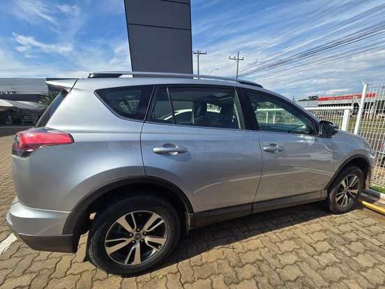 TOYOTA-RAV4-2.0 TOP 4X2 16V GASOLINA 4P AUTOMÁTICO TOYOTA-RAV4-2017