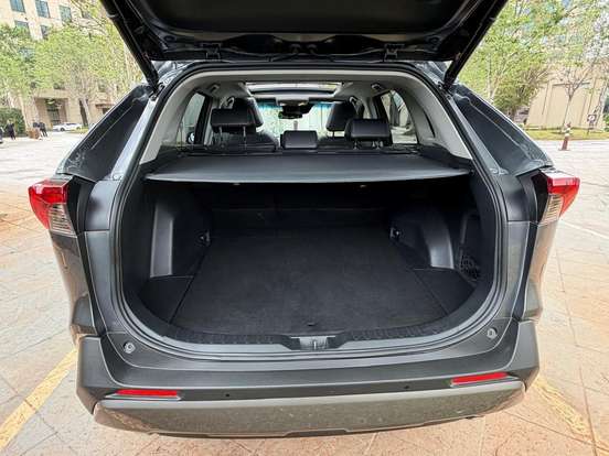 TOYOTA-RAV4-2020